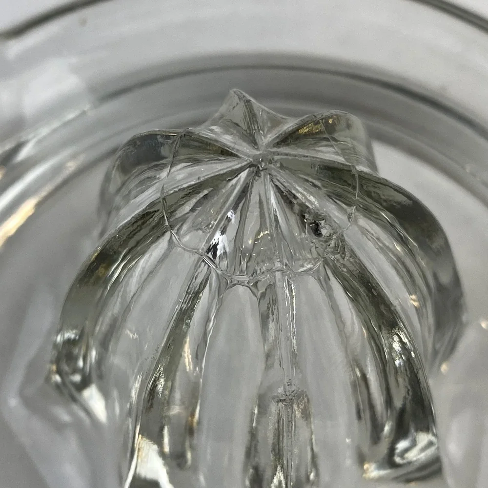 Vintage Clear Glass Citrus Juicer Reamer Hand Press Pour Spout Tab Handle